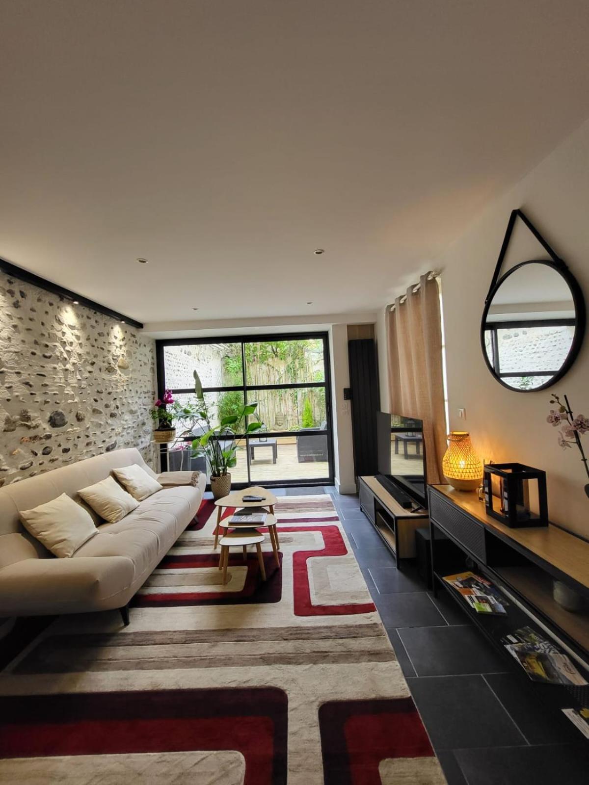 Le Patio - Appartement Calme - Hyper Centre Pau Exteriér fotografie